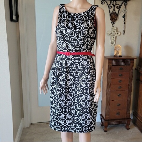 2 Dresses 1 Price Complete with Belts - Picture 2 of 2